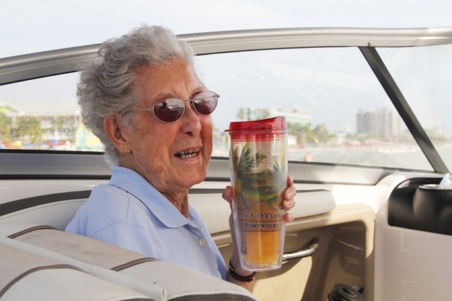 90 éves rákos néni kemó helyett utazásra indu