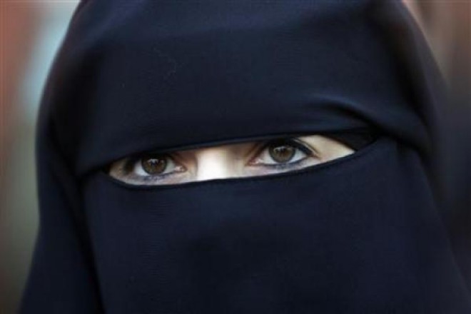 45 dolog, amit tilos a nőknek az iszlám szerint! NÉZD MEG MIT NEM LEHET!